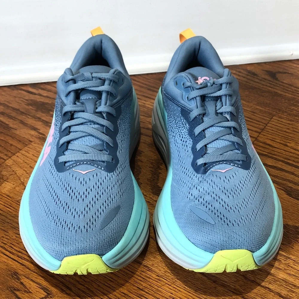 HOKA ONE ONE WOMEN'S BONDI 8 Size 8.5B in Preloved Condition!